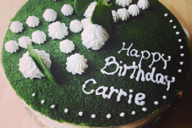 A green tea tiramisu cake for Carrie birthday